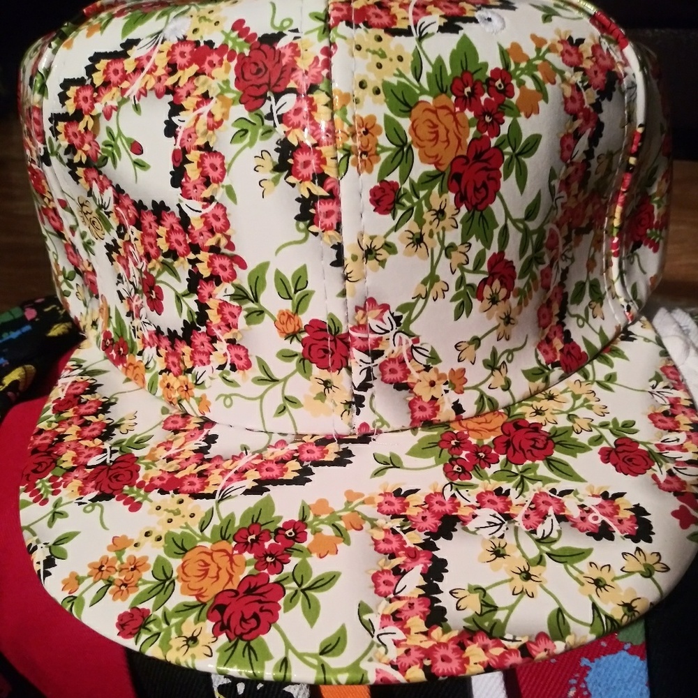 Snapback cap
